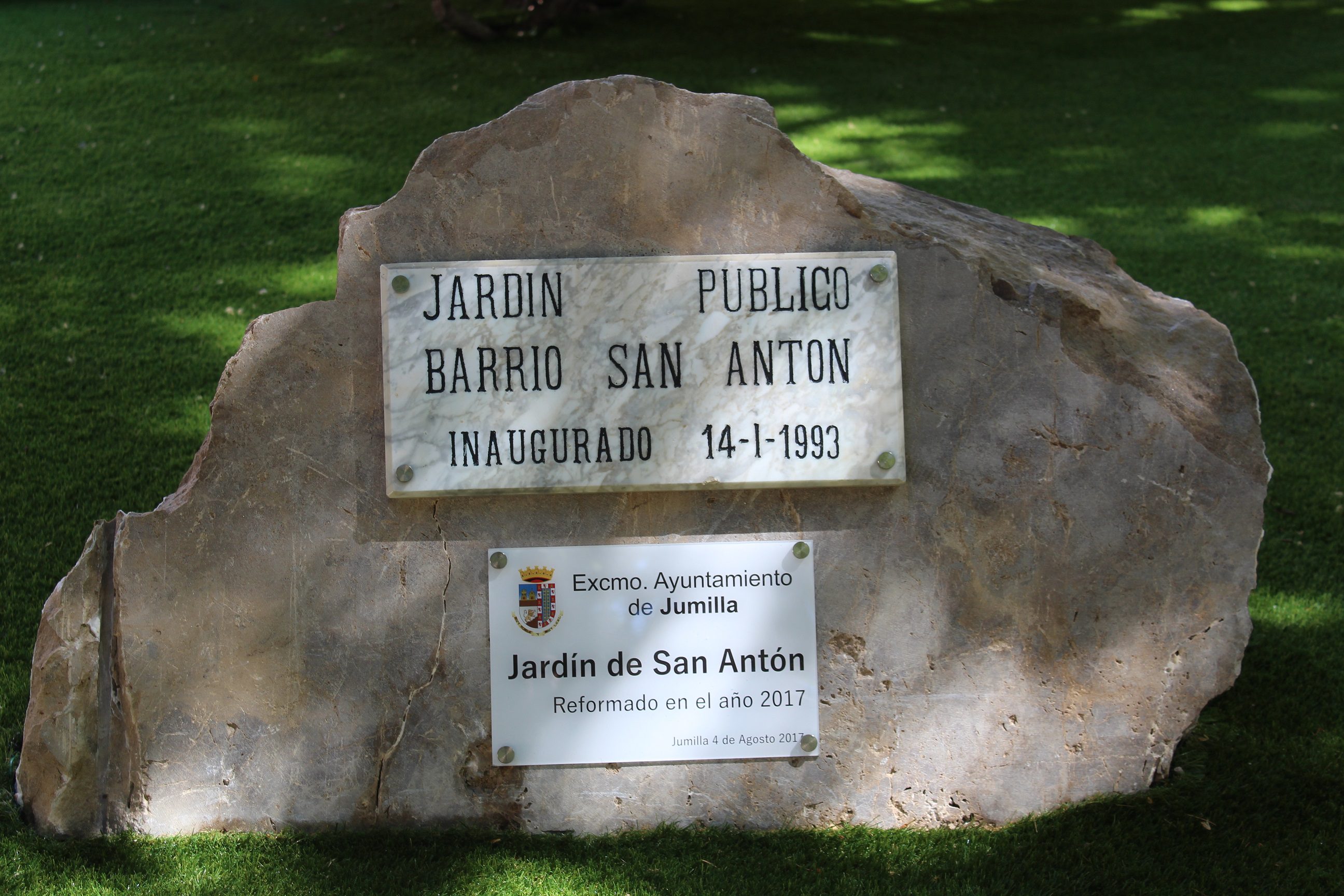 El jardín del barrio de San Antón se remodela y acondiciona tras 25 años desde su inauguración
