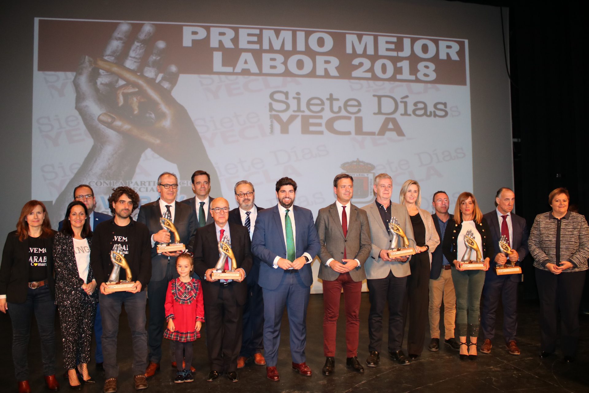 Siete Días Yecla entrega sus premios arropados por el presidente regional