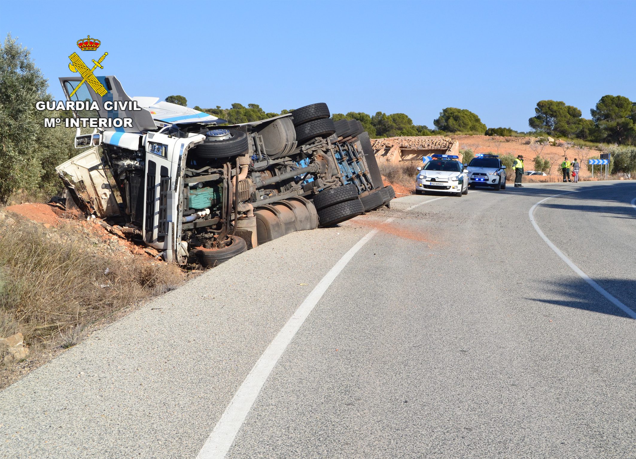 Detenido el conductor de un camión accidentado en la RM-428 de Jumilla