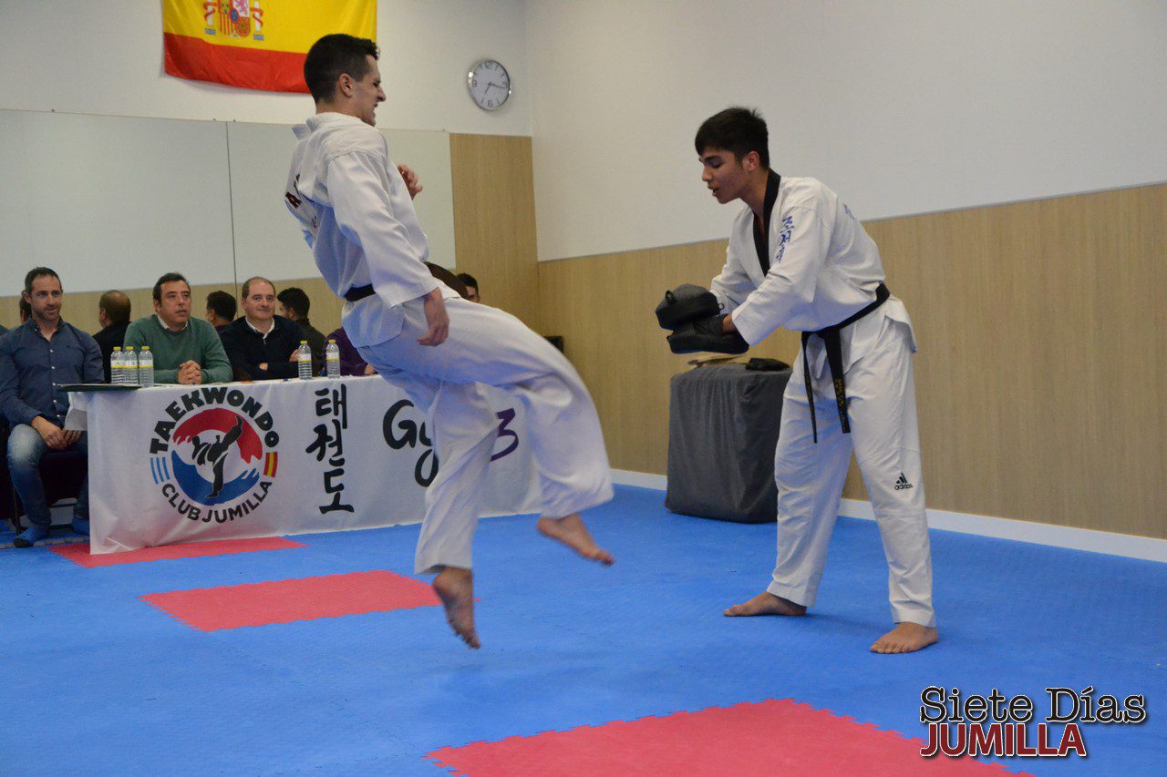 Nuevo examen para el taekwondo jumillano