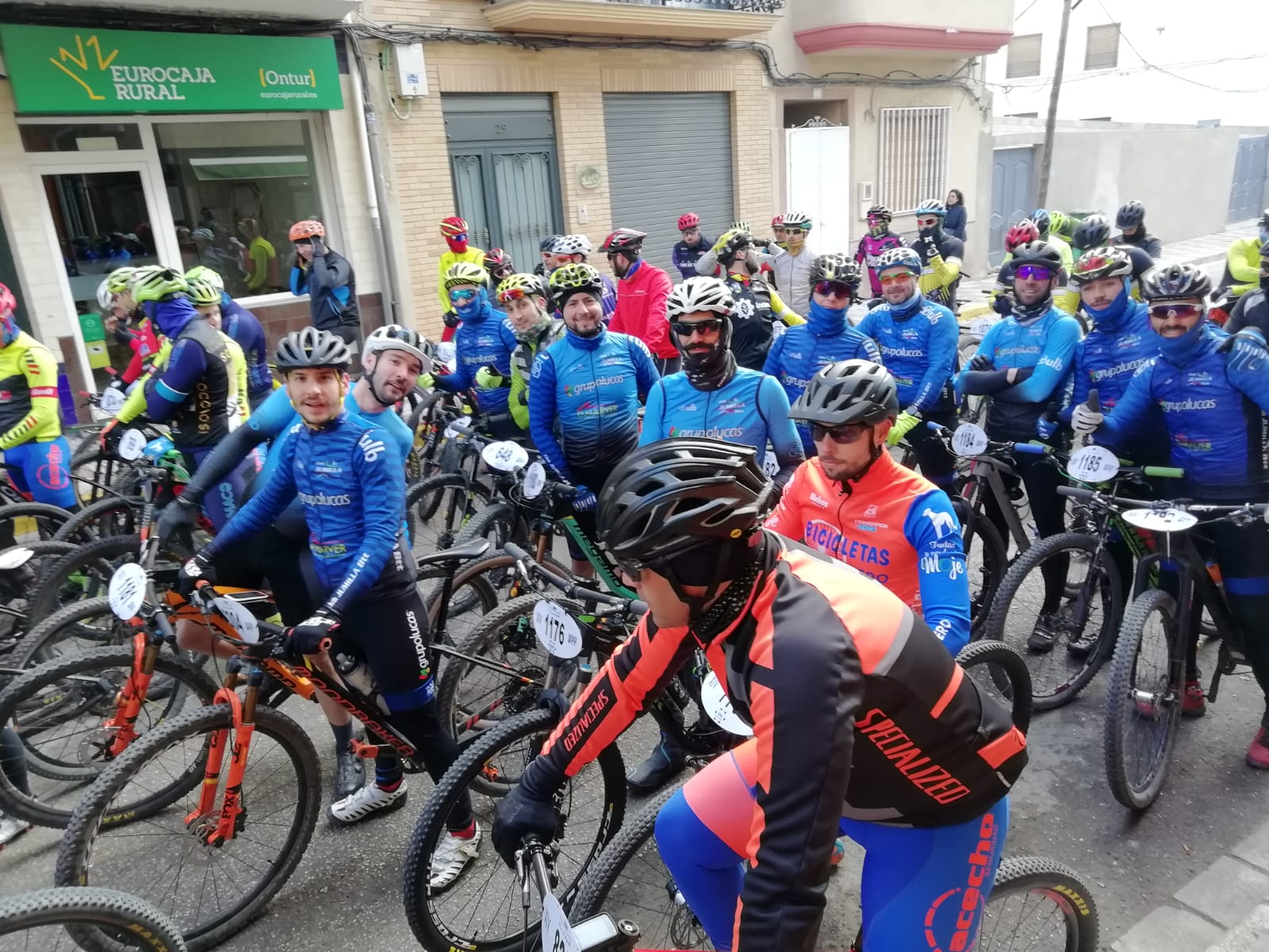 El Club Jumilla BTT no se quiso perder el estreno del Circuito de Albacete en Ontur