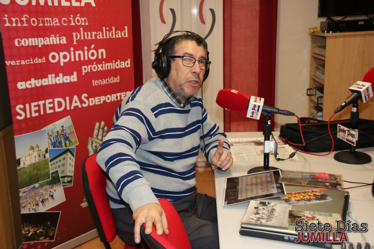 José García Simón, el ‘Fortuna’, celebrará sus 40 años como corresponsal de Jumilla con una muestra de noticias curiosas
