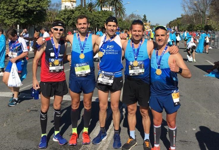 Guillermo Bernal pasa a la historia del atletismo local en la Maratón de Sevilla