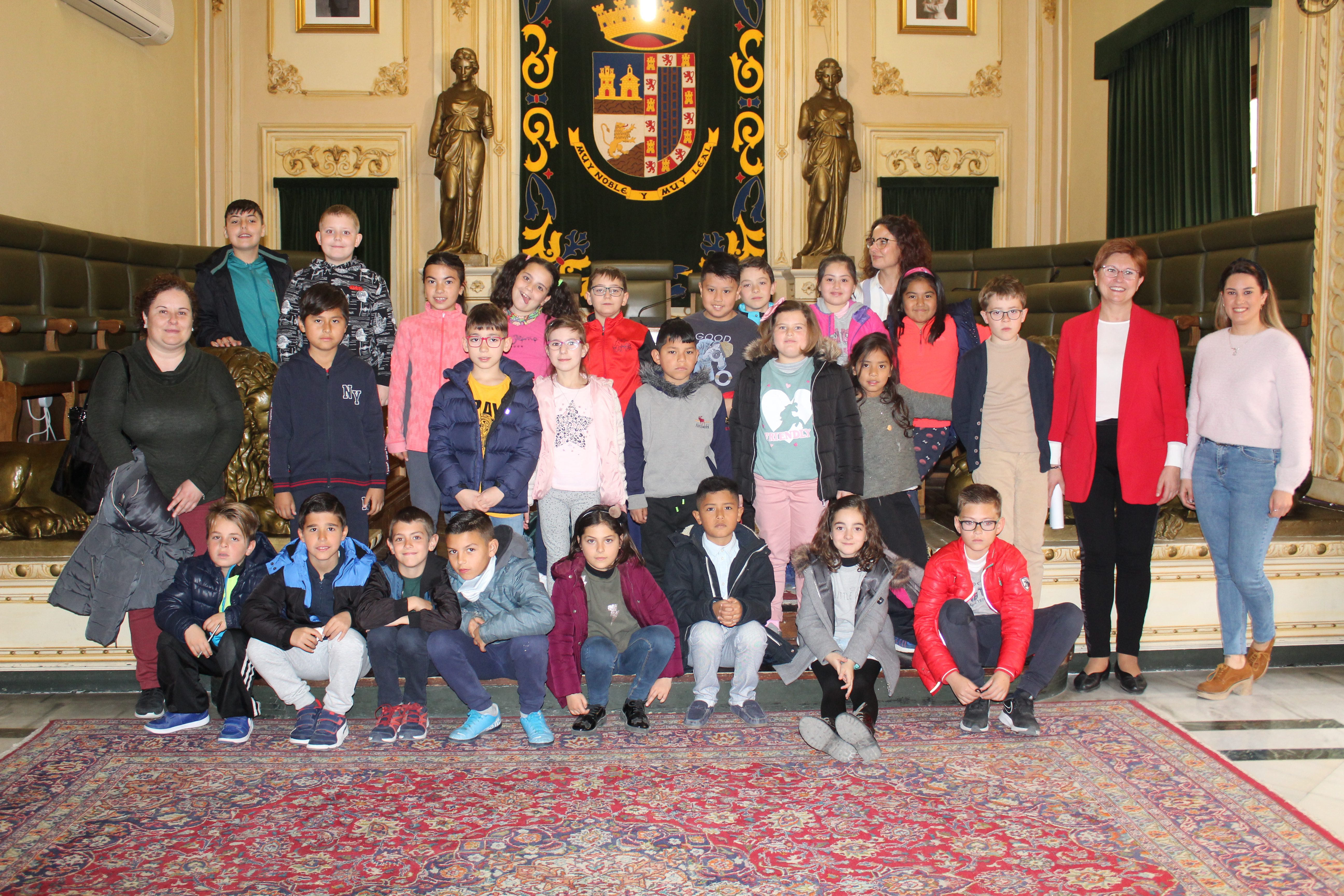 Los alumnos de 3º de Primaria del colegio Carmen Conde han hecho una visita al Consistorio