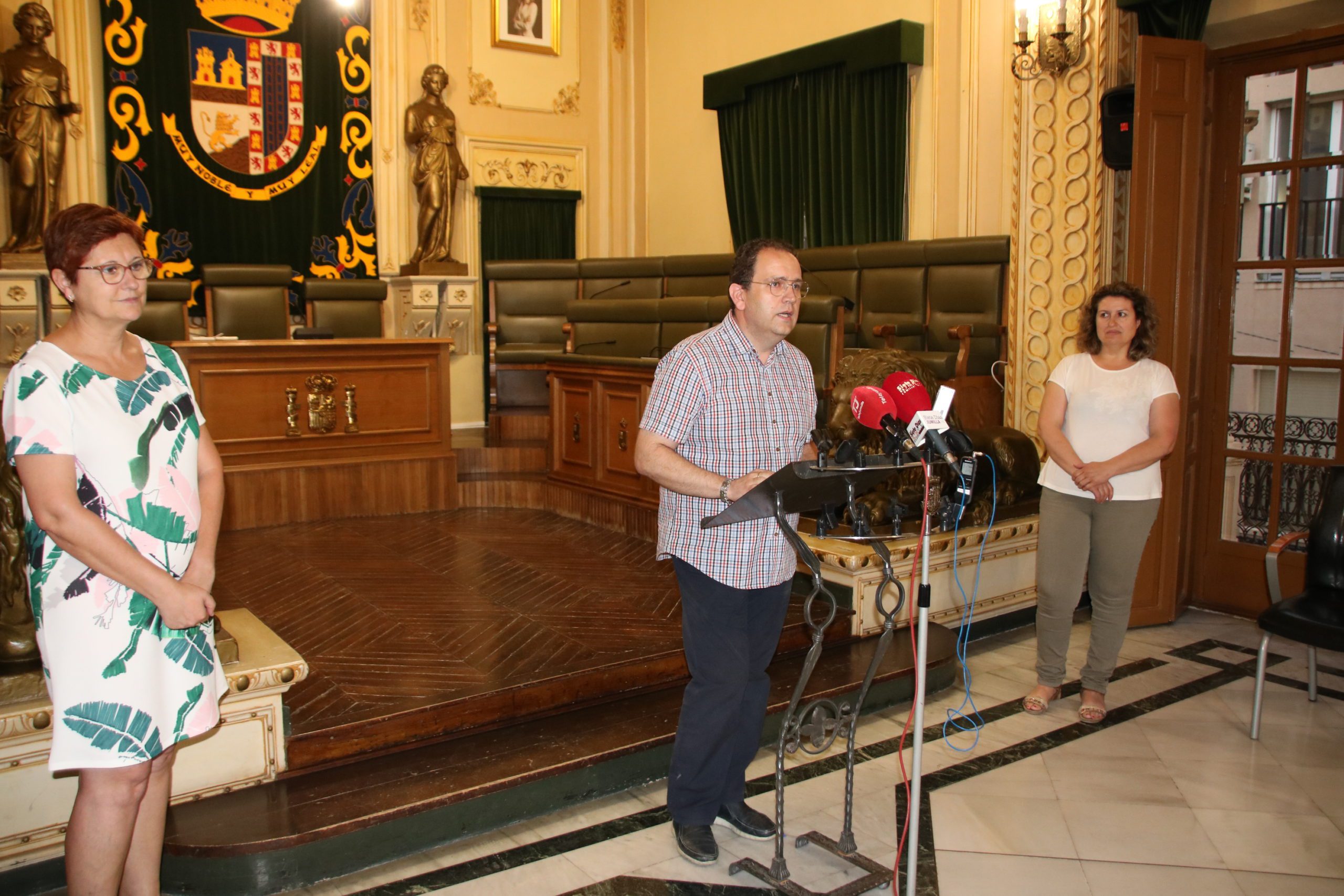 Vecinos de Jumilla y pedanías se unen en un Maratón de Radio Solidario