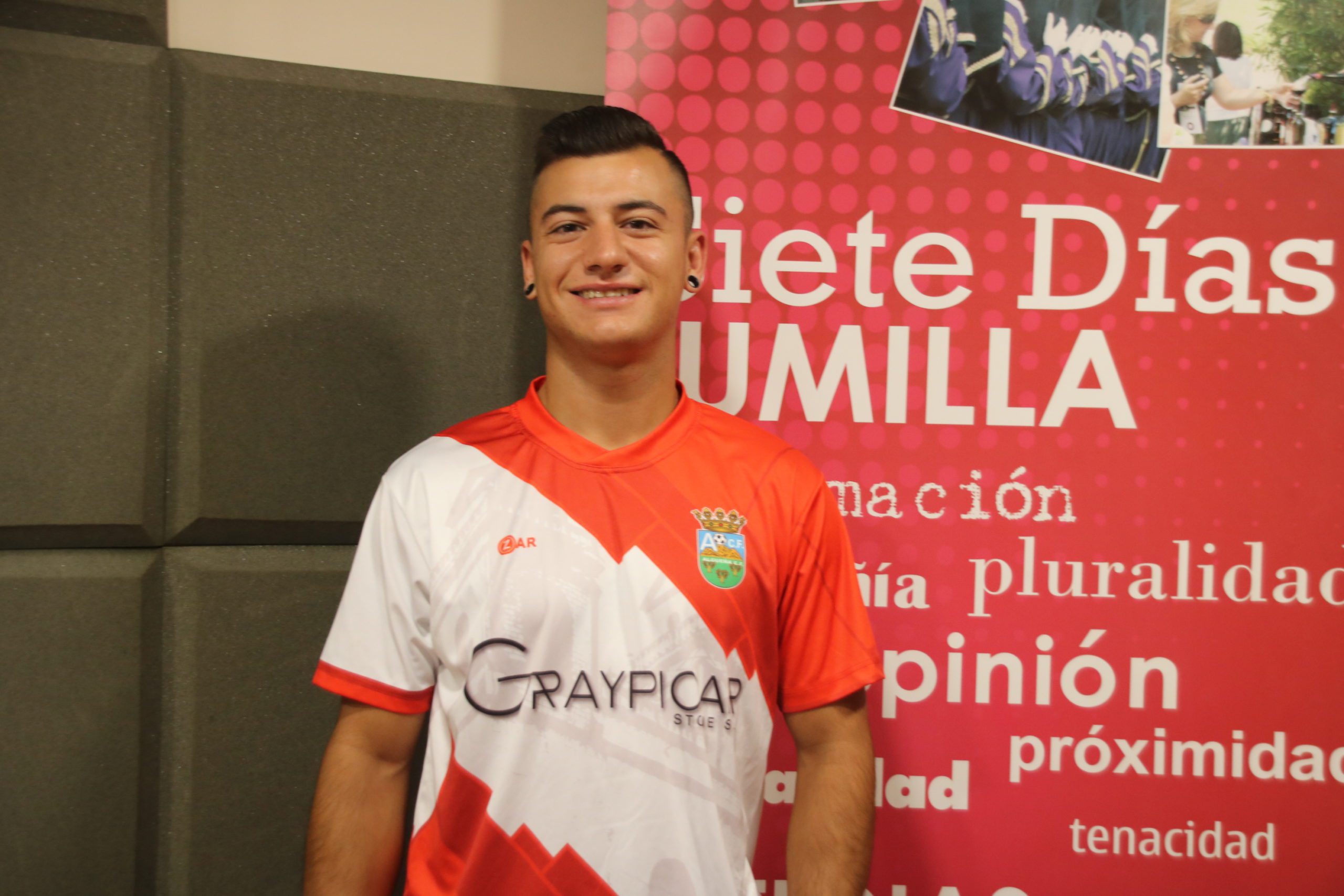 El joven Jorge Luna renueva una temporada más con el Algueña CF