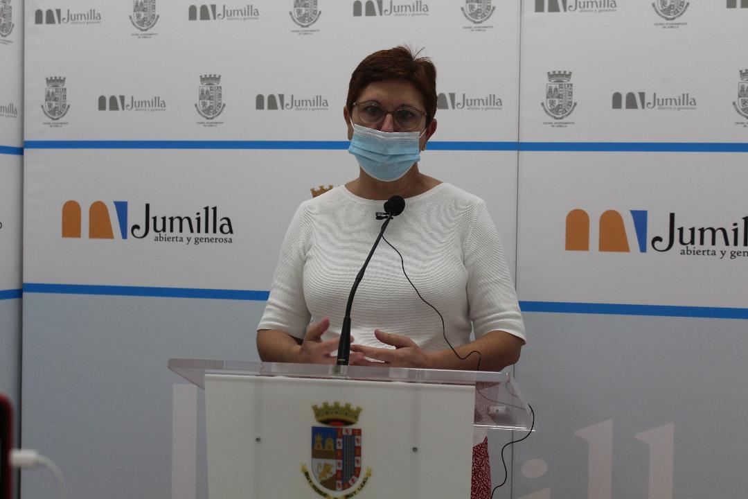 Juana Guardiola: «Le he pedido al consejero Villegas que me explique los motivos para permanecer en  Fase 1»
