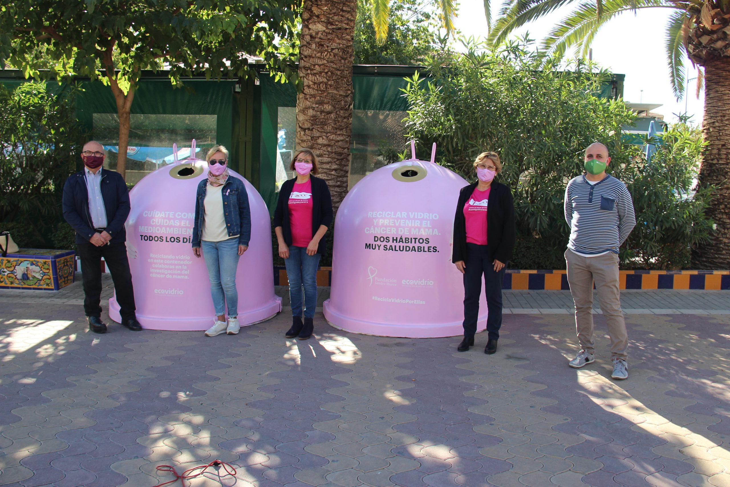 Arranca la campaña ‘Recicla vidrio por ellas’ para investigar contra el cáncer