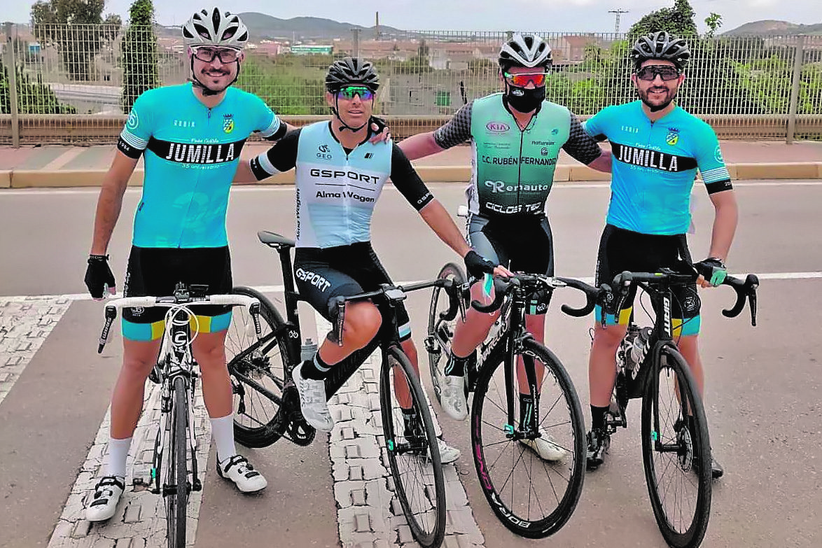 Cuatro corredores de la Peña Ciclista Jumilla participan en el Trofeo Campo Cartagena