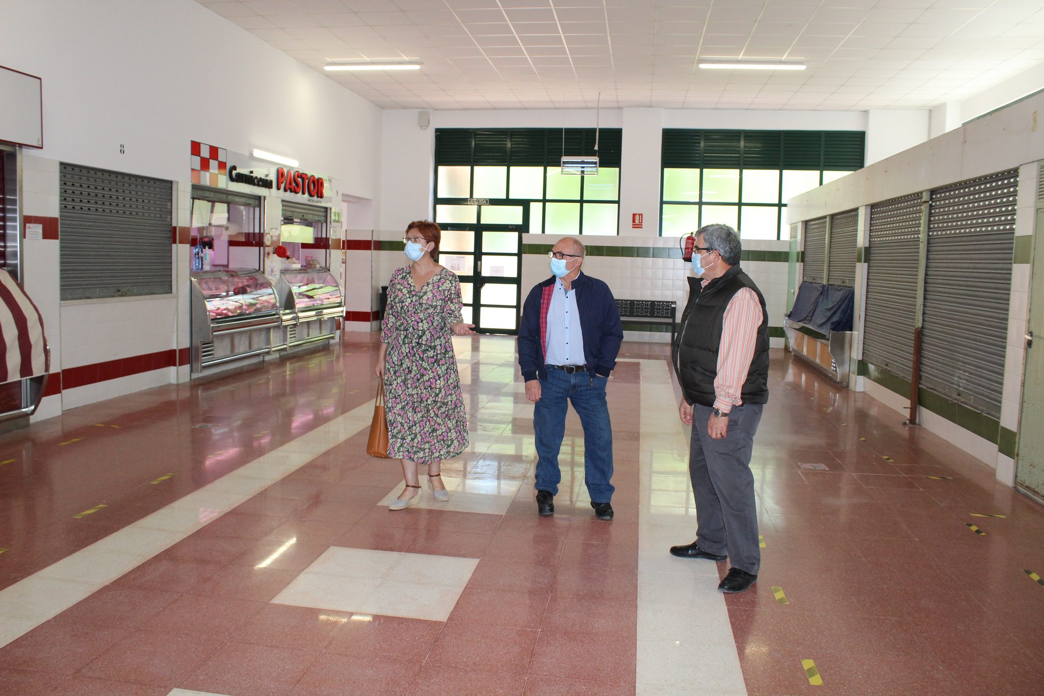 Las obras en el Mercado Central dejan el módulo Este, más espacioso, renovado y adaptado