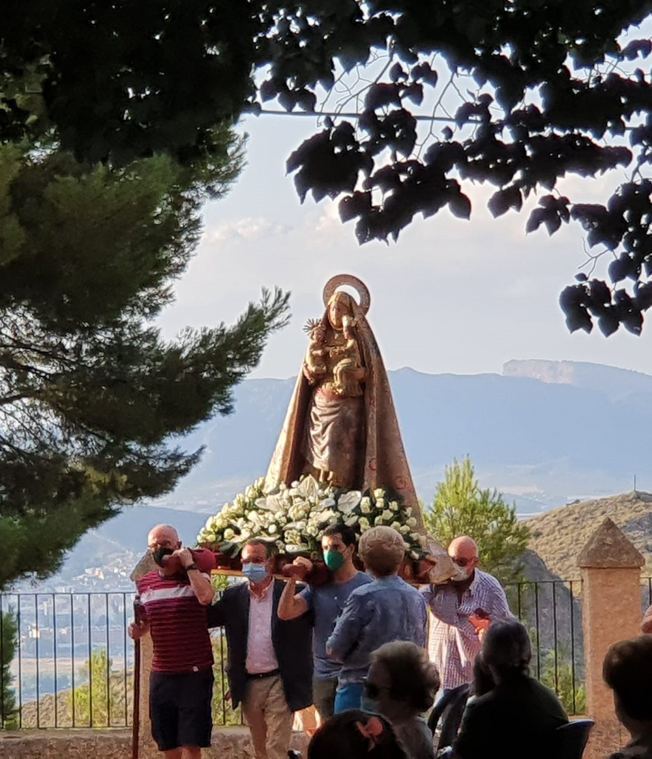 Santa Ana se celebra en el convento “como siempre y como nunca” con ausencia del padre Francisco Oliver