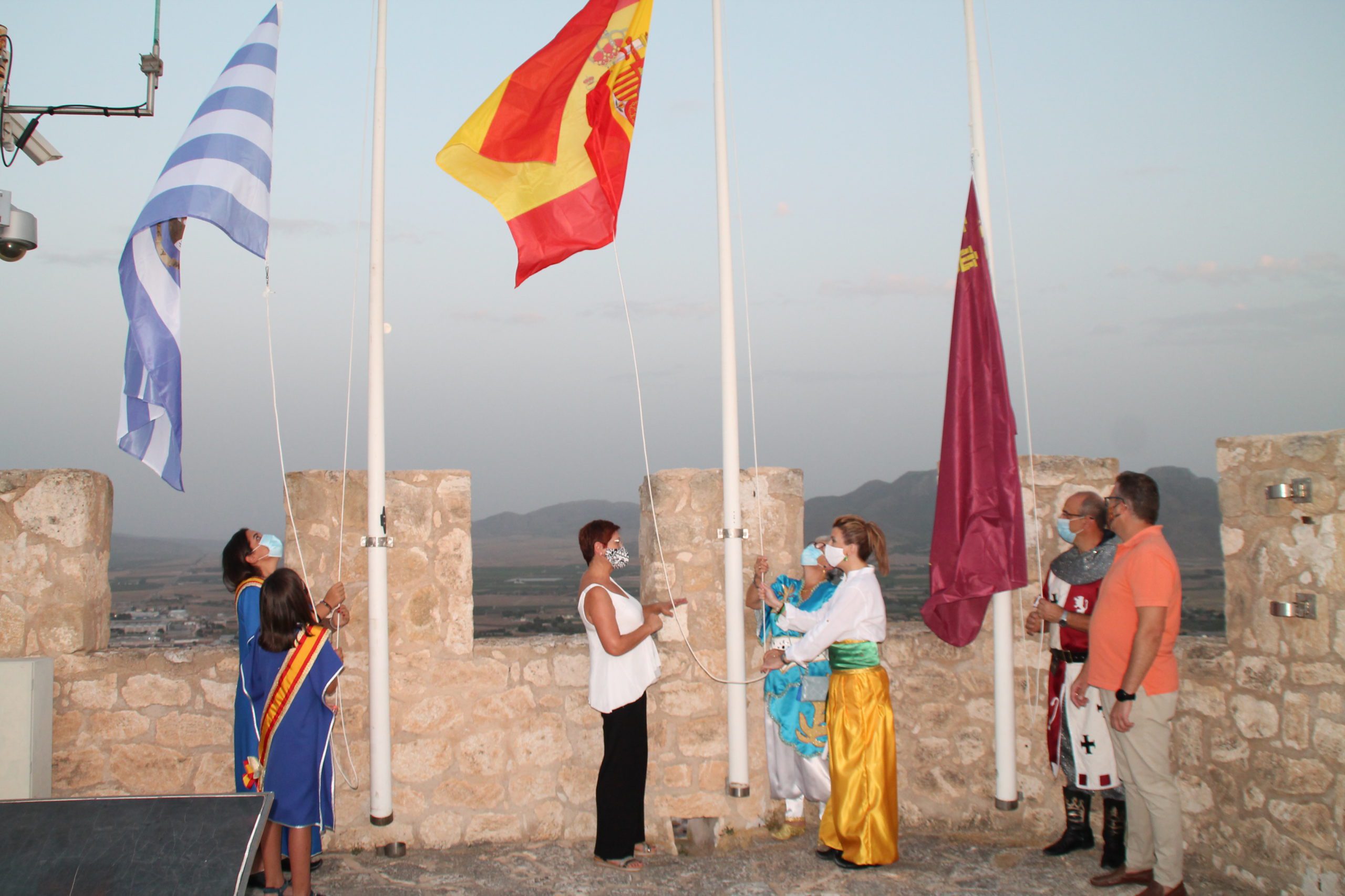 Moros y Cristianos izarán las banderas este sábado en el Castillo de Jumilla