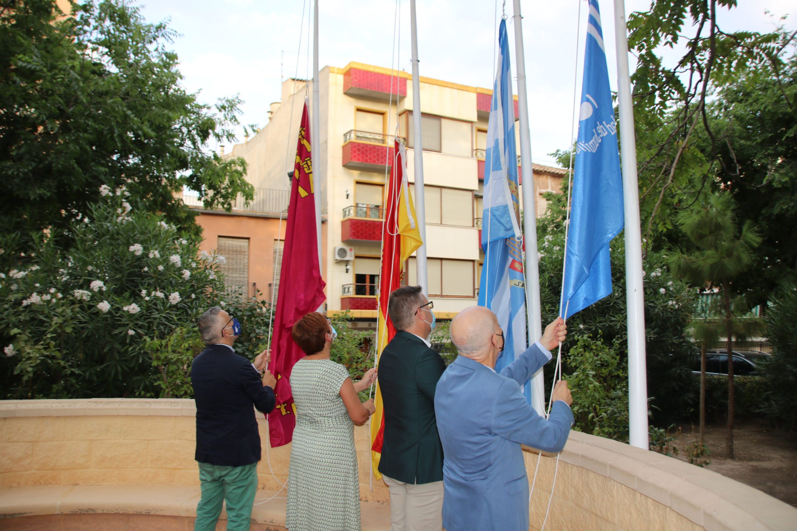 El FNF iza sus banderas en el año de su 40 cumpleaños