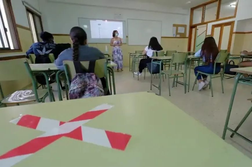 Casi 1.300 alumnos de Secundaria volvieron ayer a las aulas en Jumilla
