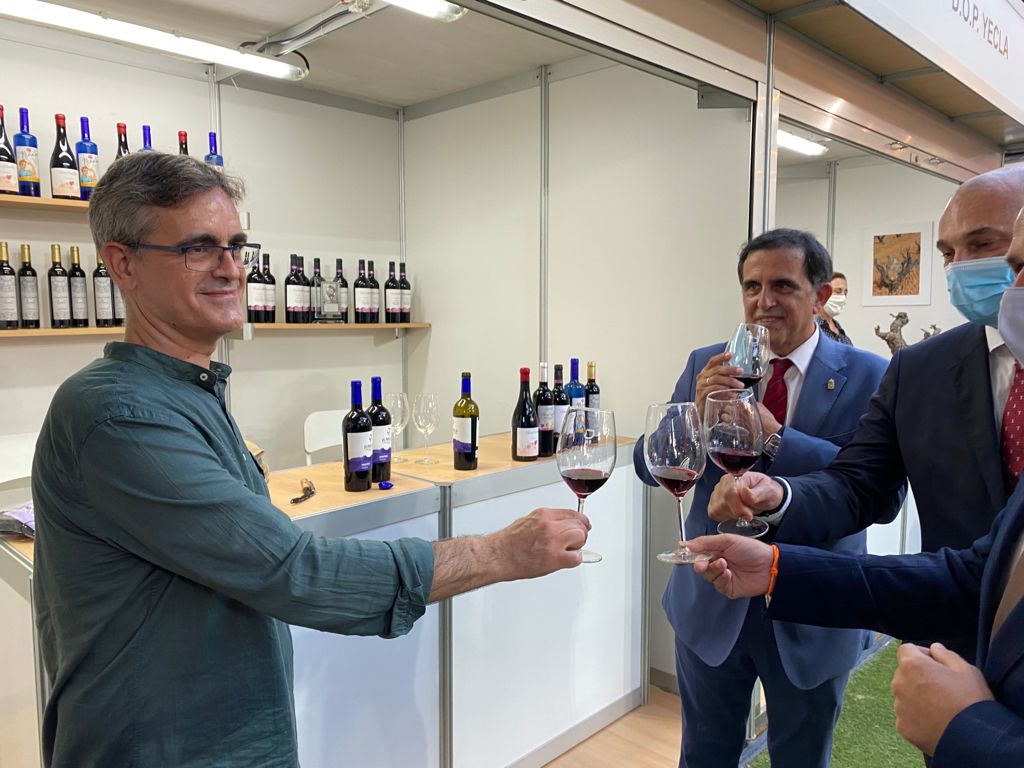 Los vinos de la DOP Jumilla continúan presentes en los Huertos del Malecón