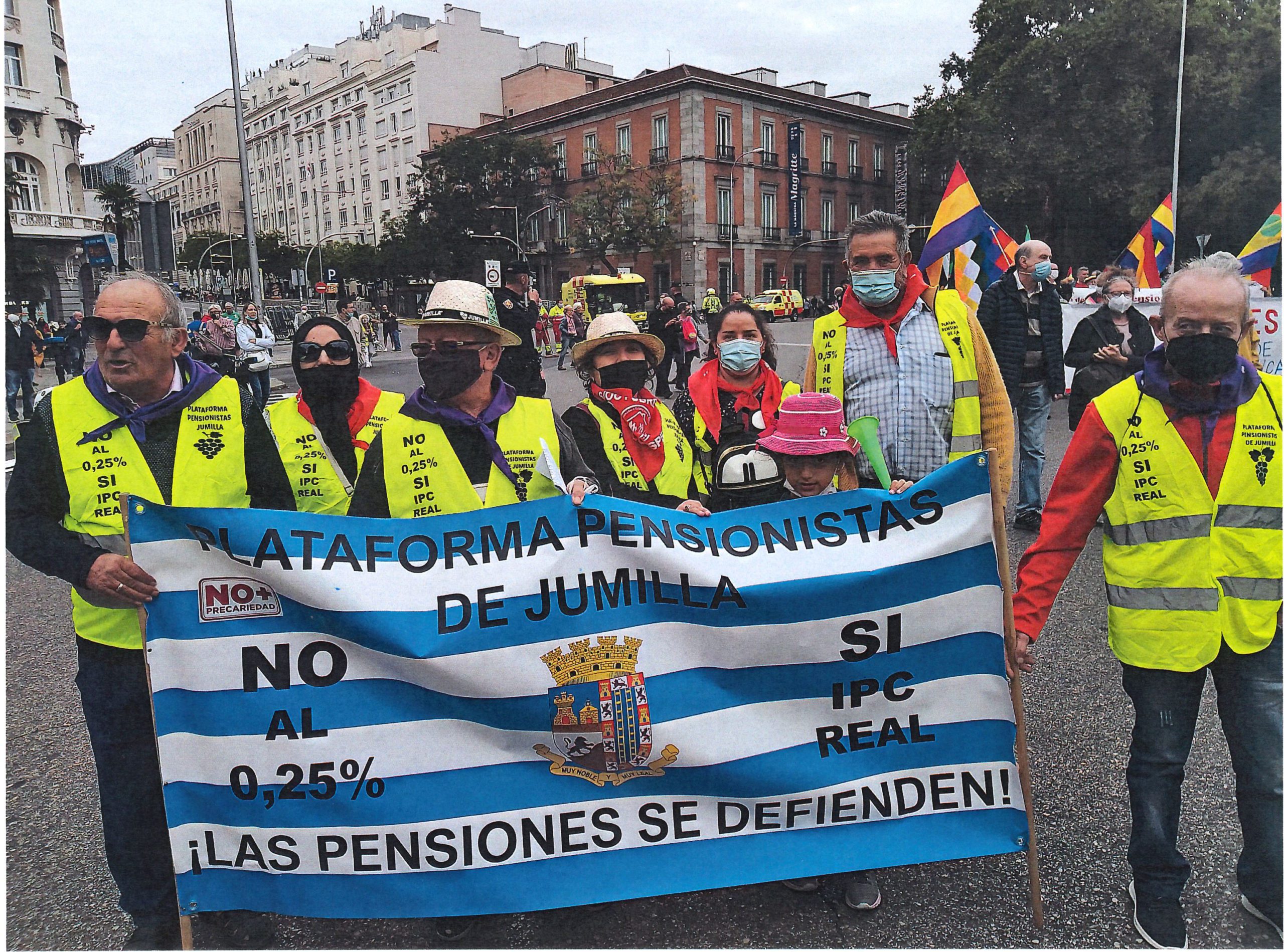 La Plataforma de Pensionistas y Podemos Jumilla participan en la manifestación de Madrid «por unas pensiones públicas y dignas»