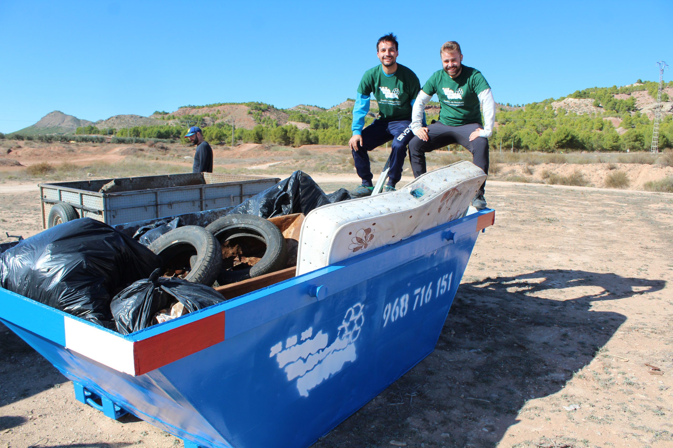 La I Jornada Plogging ‘Por una Jumilla limpia’ recoge más de 400 kg. de residuos