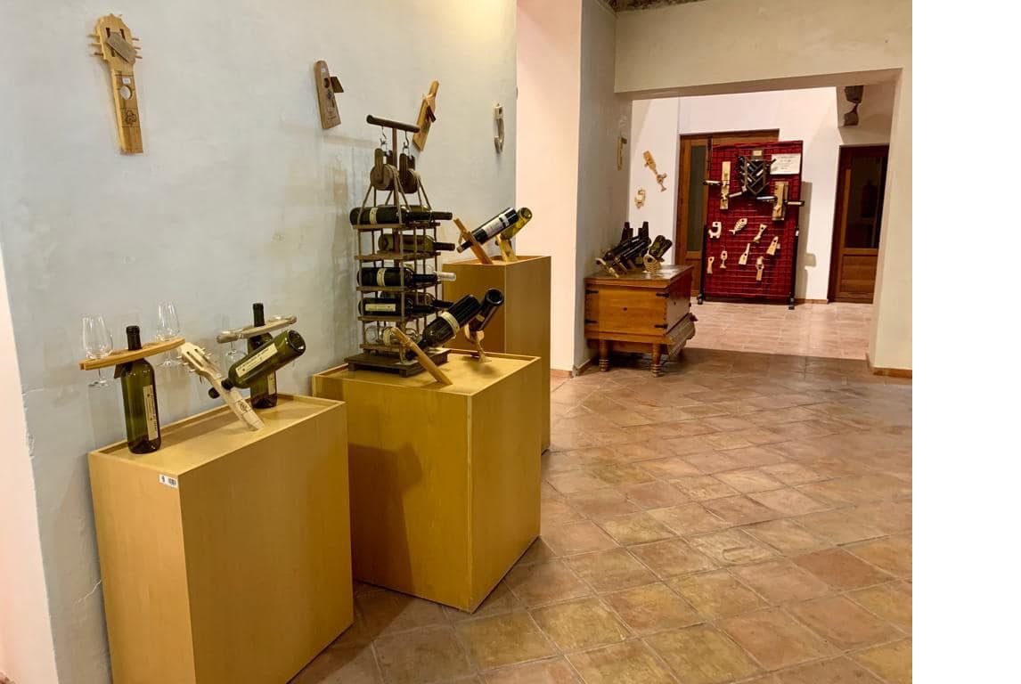 La Casa del Artesano acoge hasta el 6 de marzo las obras de Sebastián Gil en la muestra ‘A mi madera’