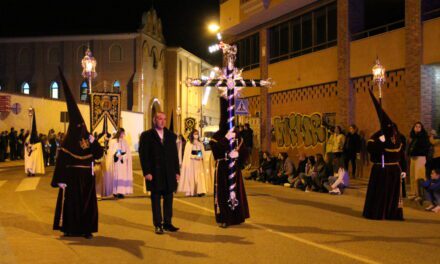 Las Promesas del Santo Rosario fue la primera procesión de culto en salir
