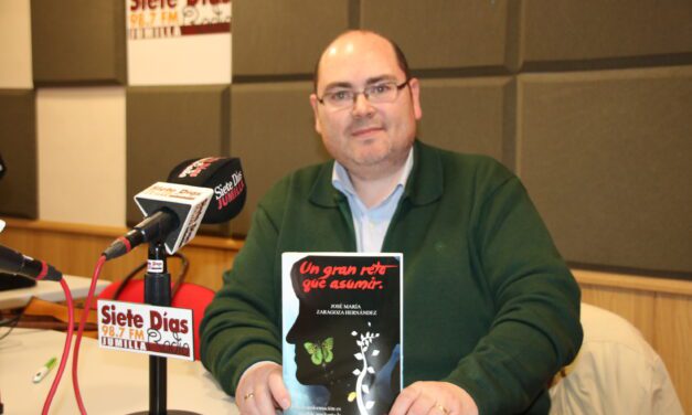 José María Zaragoza publica “Un gran reto que asumir”, su segundo libro