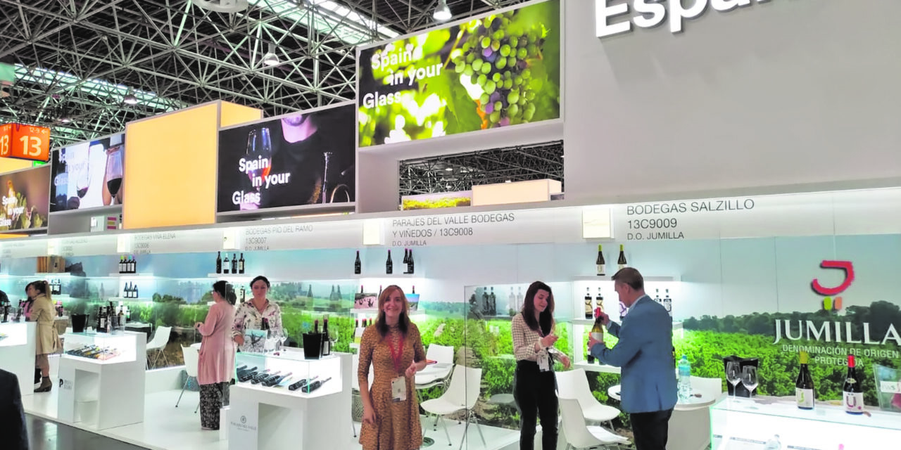 La Feria ProWine de Düsseldorf en Alemania muestra etiquetas de 20 bodegas DOP Jumilla