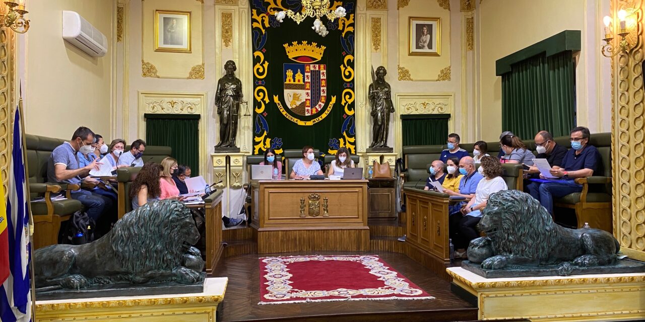 El pleno se opone a la subida del canon, por la gestión del Consorcio de Residuos de Murcia