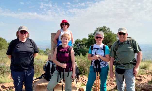 La Cala Aguilar fue el destino de la última ruta senderista de Hinneni