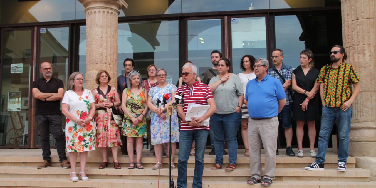 Finaliza el curso de la Universidad Popular con puertas abiertas y una exposición