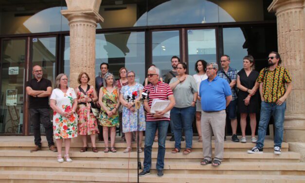 Finaliza el curso de la Universidad Popular con puertas abiertas y una exposición