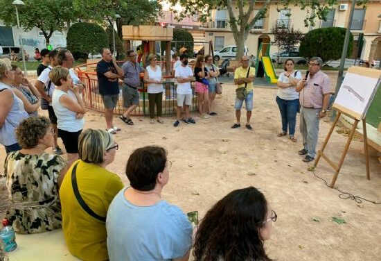 El ayuntamiento informa a los vecinos de San Antón de las obras que se acometerán próximamente en el barrio