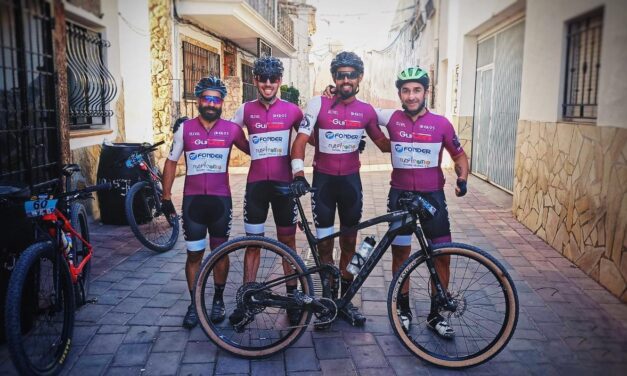 Intensa actividad para los ciclistas de la escuela, mountain bike e Íberos Club