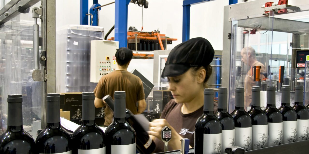 El sector del vino teme una caída del consumo por el etiquetado europeo