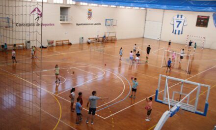 El Club Balonmano Jumilla continúa animando a sumarse a los equipos que se están conformando