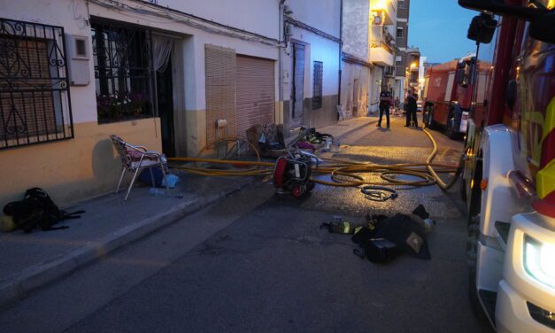 Fallece el hombre de 63 años ingresado por graves quemaduras sufridas en el incendio de la calle Duque
