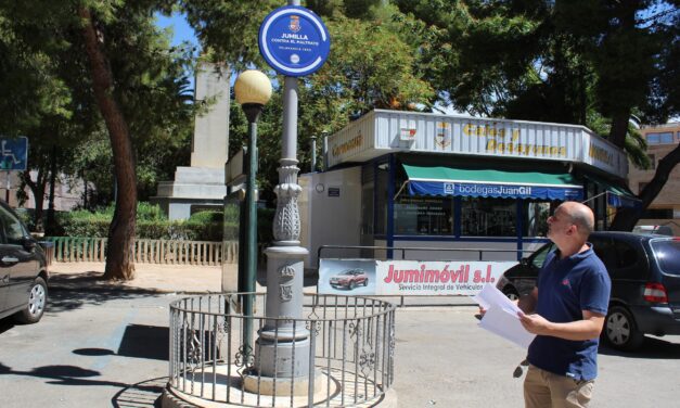 Se instalan señales con el lema ‘Contra el maltrato. Tolerancia cero’