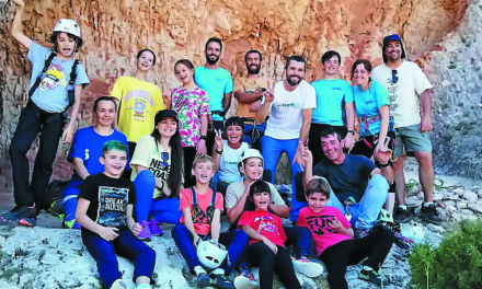 El Hinneni Escalada Roc invita a conocer el rocódromo e inscribirse en el curso