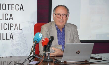 Cayetano Herrero presenta el primer catálogo de caleras de toda la Región