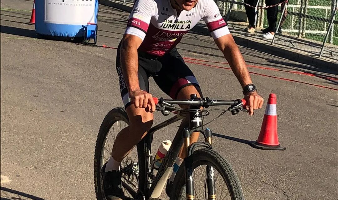 Ángel Lencina, segundo en Máster 55 en el X Duatlón Cross Molinos Marfagones de Cartagena