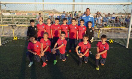 Los benjamines del fútbol jumillano muestran su nivel en el campeonato de Fortuna