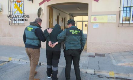La Guardia Civil detiene en Jumilla a un joven dedicado a cometer robos con violencia