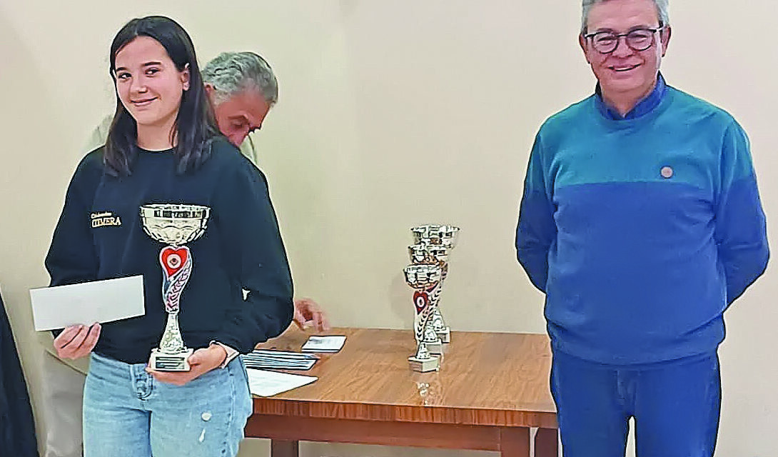 Elena Rodríguez se proclama campeona regional de ajedrez