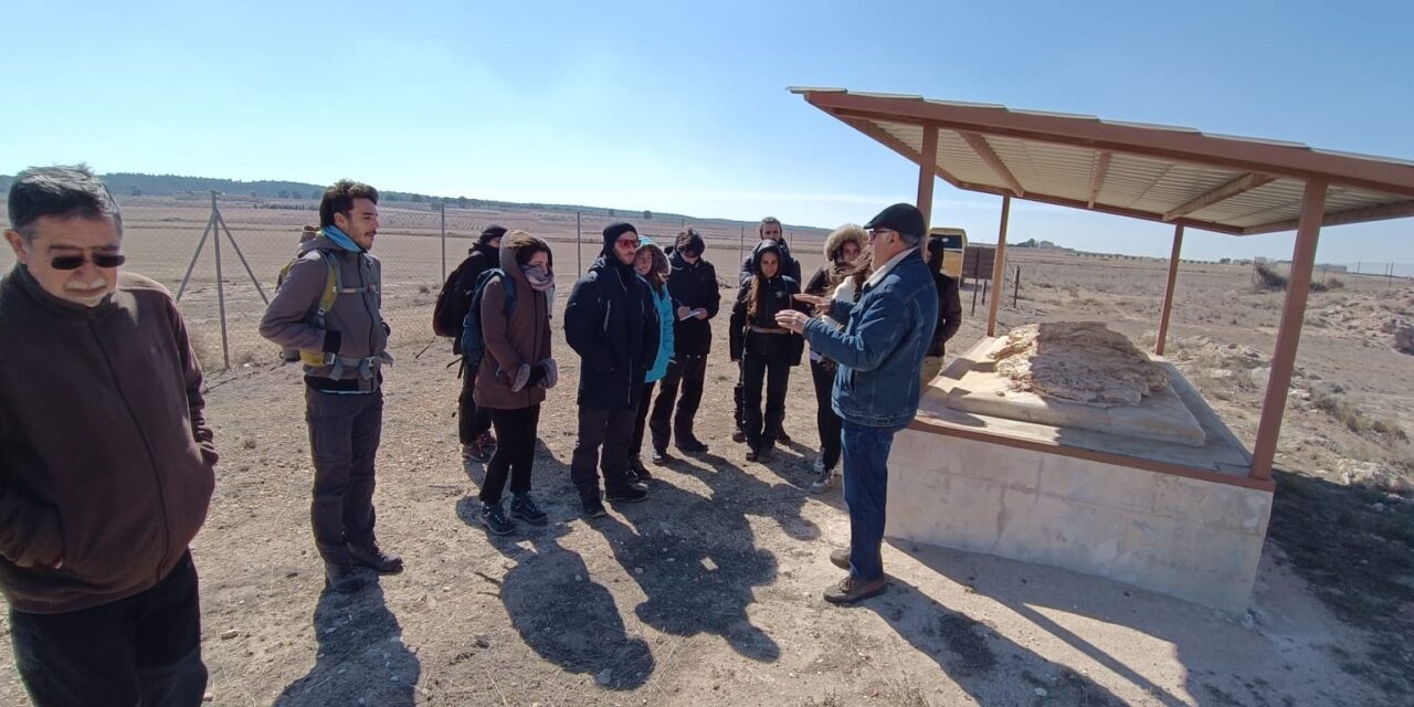 Jumilla se convierte en el epicentro de visitas geológicas de estudiantes y otras asociaciones de divulgación