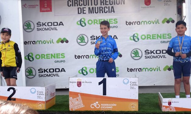 El joven ciclista Edu Morcillo, primero en Promesas 2, en Cehegín