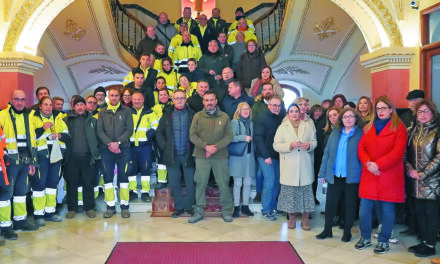 Los trabajadores municipales exigen que se convoque la Mesa de Negociación