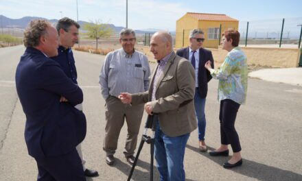 La instalación de dos empresas en el Polígono de Jumilla generará 250 puestos de trabajo