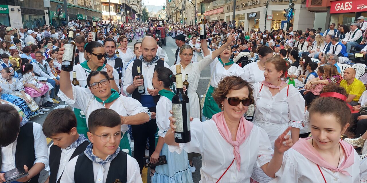 Decenas de peñeros representaron a Jumilla en el Bando de la Huerta