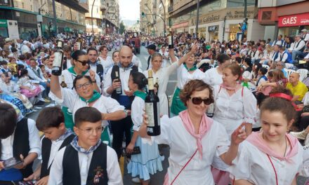 Decenas de peñeros representaron a Jumilla en el Bando de la Huerta