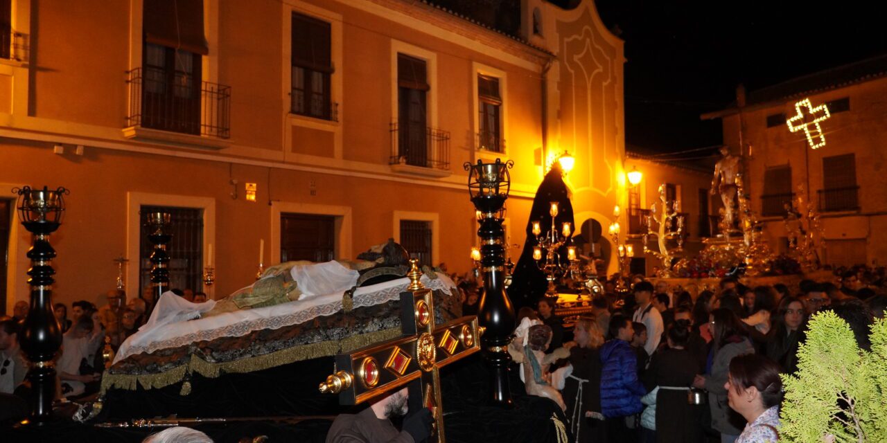 El Sábado de Gloria es para la Redención, el Yacente y la Virgen María de las Penas