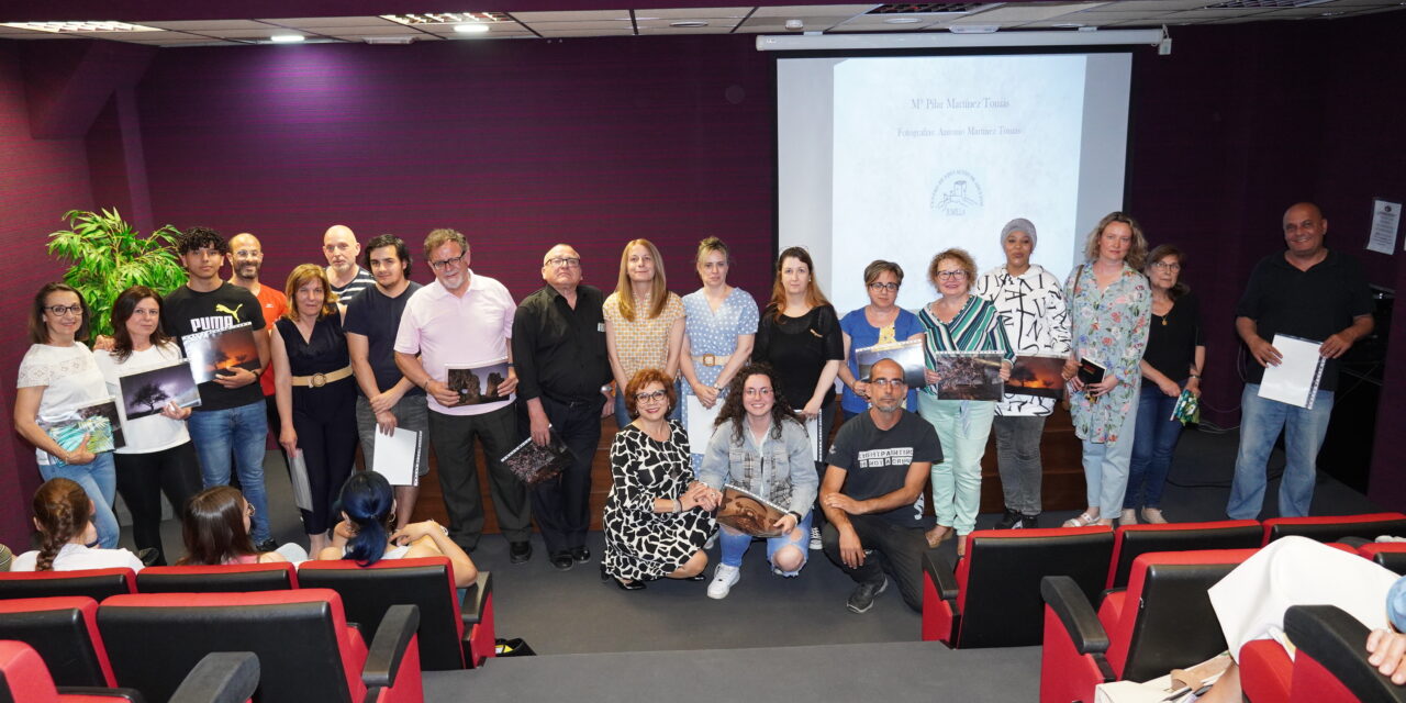 Casi una treintena de obras se presentanal Concurso Literario‘La luz que te inspira’