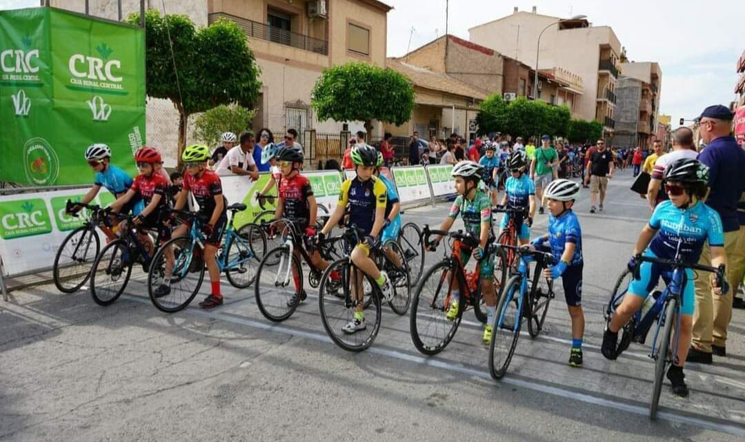 Buenos resultados para los jóvenes ciclistas